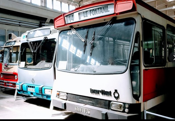Ligne de bus 14 de la TAG passant par St Egrève, terminus le Fontanil